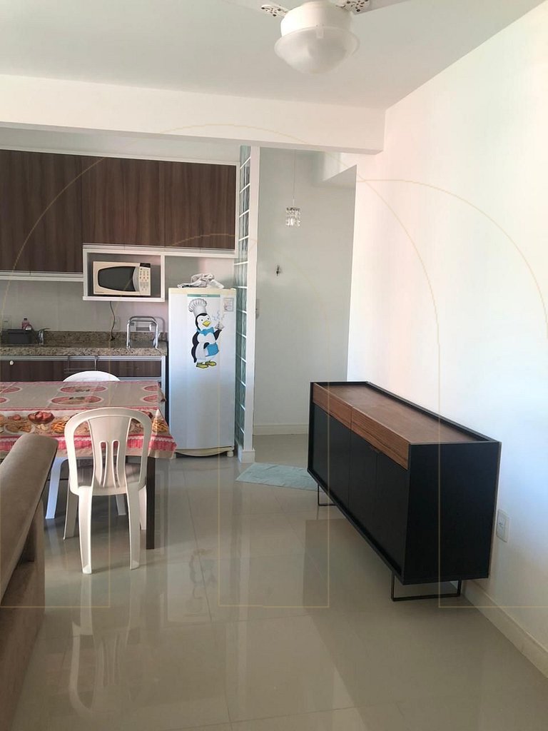 Excelente apartamento de 3 dormitórios a 150m da praia de Bo