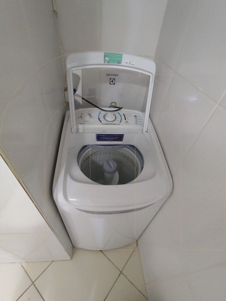 Apto de 2 quartos a 450m da praia de Bombas