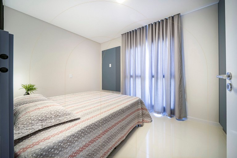 Lindo apto de 1 quarto, a 350m da praia de Canto Grande (den