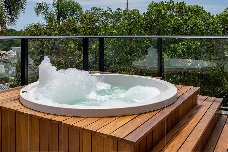 Linda cobertura de 1 quarto, a 350m da praia de Canto Grande