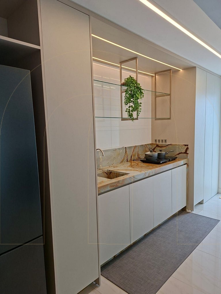 Cobertura 03 dormitórios com 02 vagas de garagem