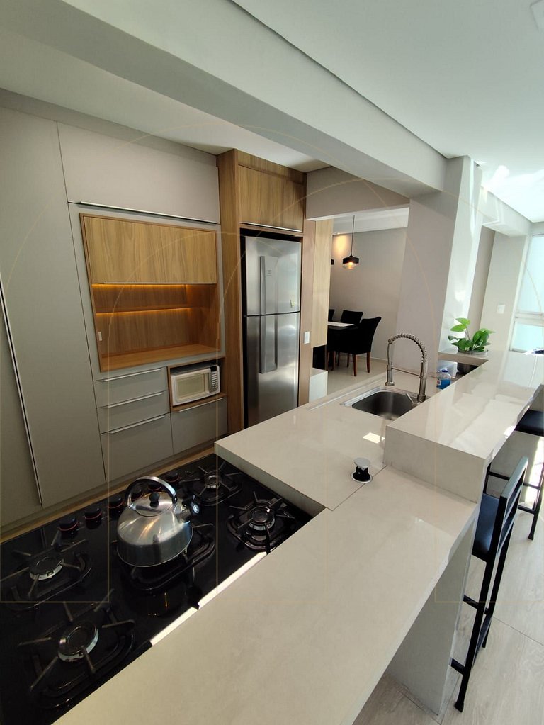 Excelente apto de 3 quartos, 2 minutos da praia de Bombas